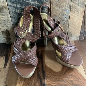 Weaved brown heels - EUC